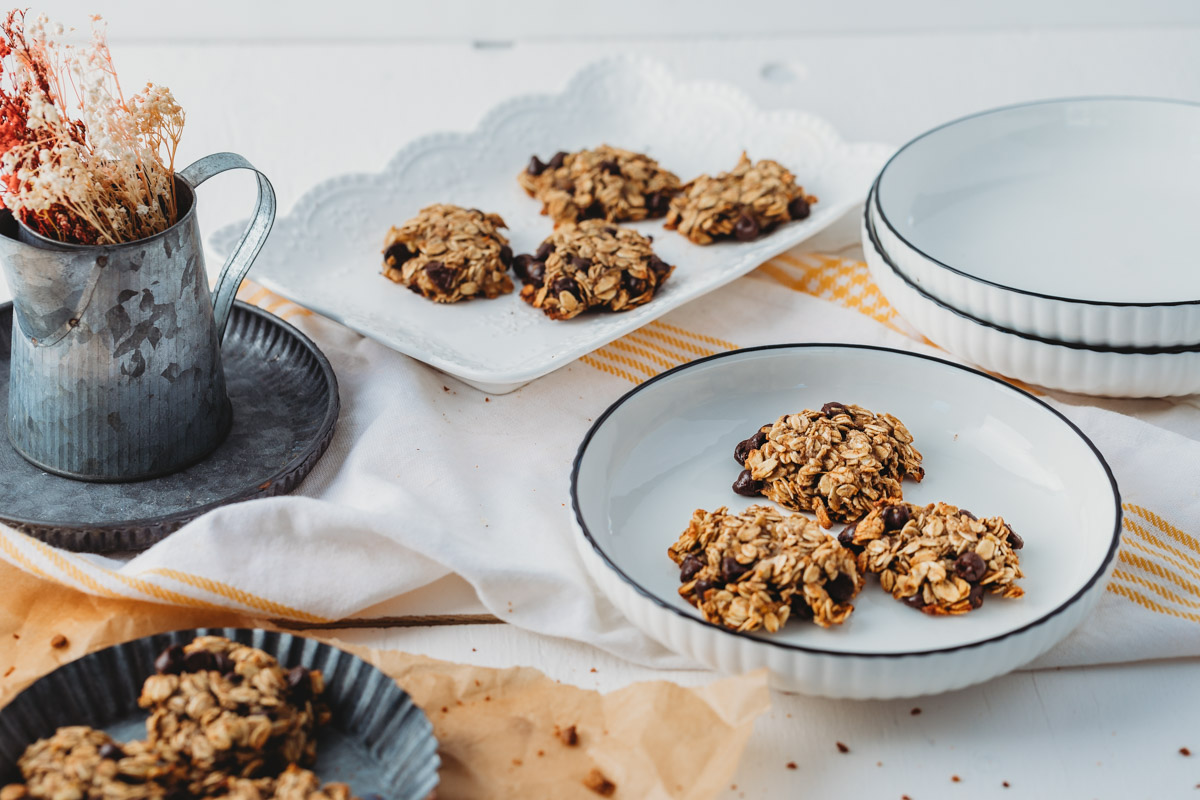 Banana oatmeal cookies made with 3 ingredients on a table.